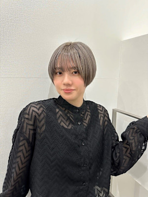 G ハイトーングレージュ