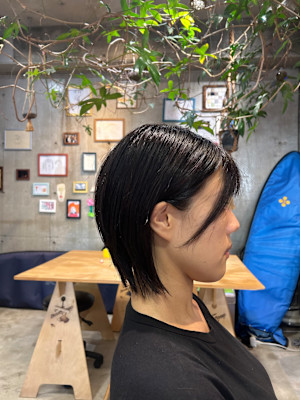 ショートストレートヘア