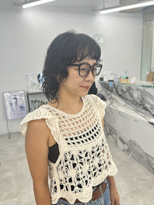 レイヤーカット/ミディアムパーマ/ウェットヘア