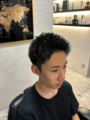 スパイキーショート