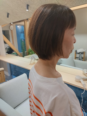 ショートボブ