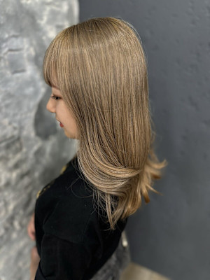 ミルクティーカラーエギョモリイルミナカラー【池袋・池袋東口】