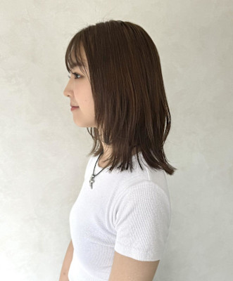 くびれミディアム・ミルクティーベージュカラー