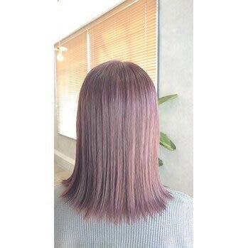 透け感感じるカシスピンク