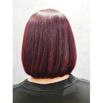 ガーネットレッド×丸みボブ