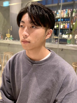 ストレート　センターパート　前髪ストレート　ビジネス　　