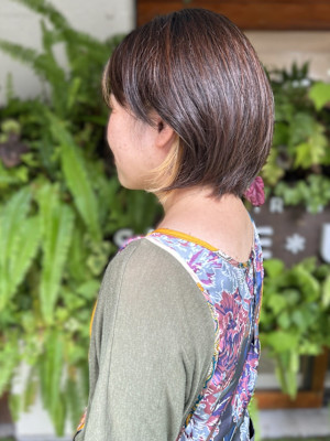 丸みボブ　インナーカラー　ベージュカラー　20代30代40代