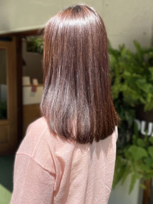 ピンクブラウンカラー　ストレート　髪質改善　トリートメント