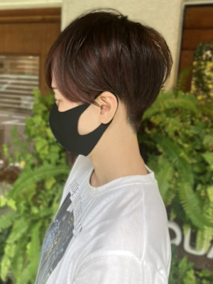 大人ショート　ブラウンカラー　顔周りカット　20代30代