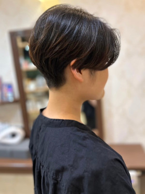 【MICHI 富田店　西村 亜矢】大人ショート　グレージュ