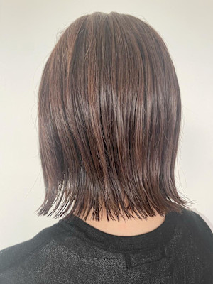 切りっぱなし/外ハネ/ラベージュ