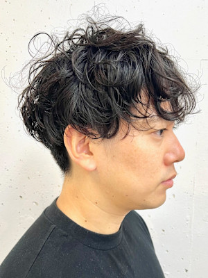 ２０代・３０代・４０代無造作クセ毛風大人メンズパーマ