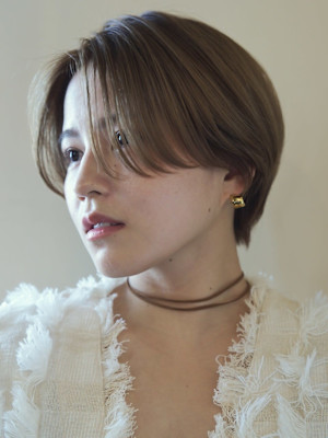 【arts新宿】透明感カラー暗髪モテひし形ショート