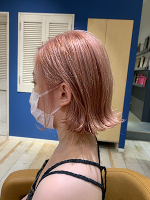 ピンクベージュカラー