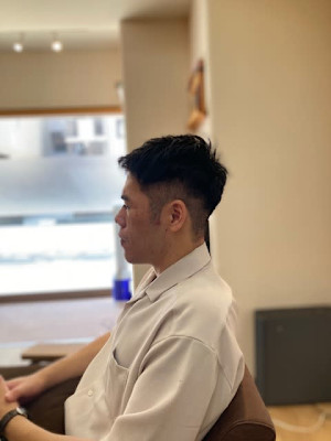 お客様髪質改善データ1393（ツーブロックショート）