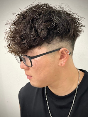 フェードカット《スペインカール》