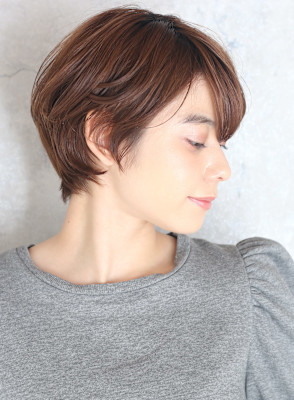 40代50代小顔前髪イメチェンアンブレラカラーショート