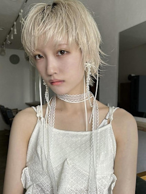 ハイトーン/ショートボブ/ブロンドヘア__下北沢