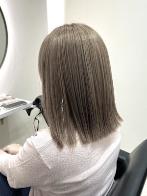 透明感ベージュカラー