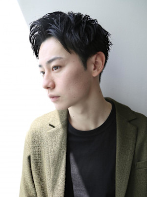 アップバングメンズカット