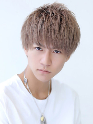 ナチュラル束感ショート ツーブロック メンズサロン 福岡