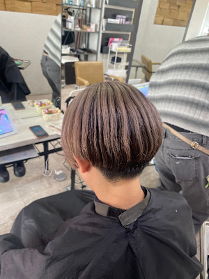 ミルクティーアンブレラカラーショートボブケアブリーチ所沢