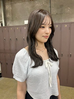 オリーブブラウン