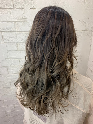 オリーブグレージュグラデーションカラーケアブリーチ所沢