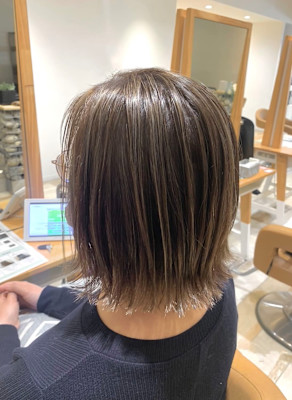肩上ボブ×ハイライト