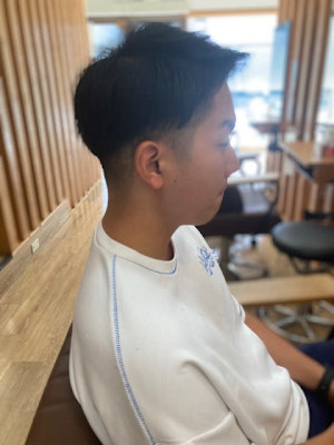 お客様髪質改善データ1407（ツーブロックショート）