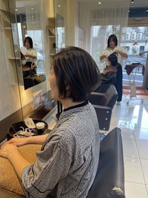 脱白髪染めハイライトカラー