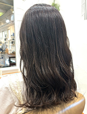 暗髪グレージュ