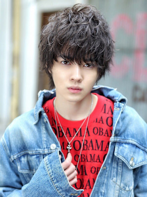 無造作ウルフ 平成ヘア 黒髪 メンズサロン 福岡 天神 大名