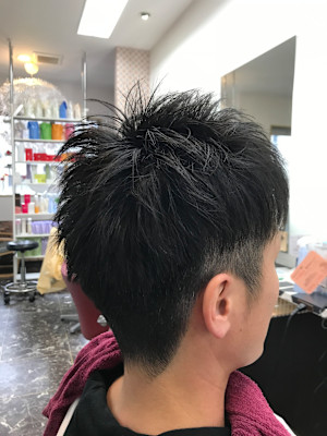 黒髪×ツーブロ