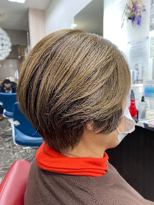 ベージュ×毛流れ