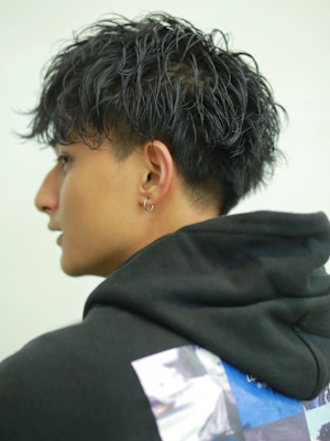 シャドウパーママッシュ ツーブロック 刈り上げ 黒髪 福岡