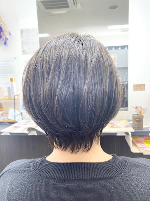 くびれ×ショート