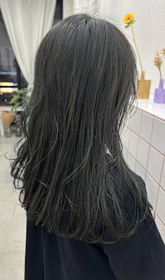 《花屋併設》透明感最強オリーブカラー