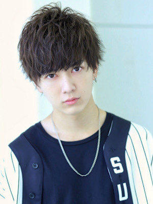 シャッフル束感ウルフ ツーブロック 福岡 メンズサロン 天神