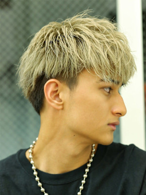 ツーブロック刈り上げ無造作マッシュ 福岡 天神 大名