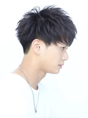 ソフトツーブロック 刈り上げ ミニマッシュ 黒髪 福岡 大名