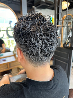 フェードカットオールバックパーマ