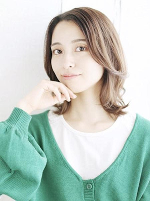 華やかカールのヨシンモリスタイル