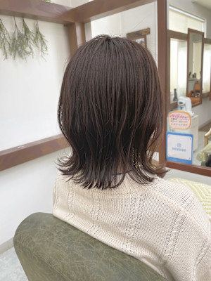 外ハネスタイル