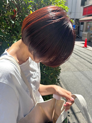 暖色カラーチェリーピンク＊ボルドーカラー丸みショートヘア