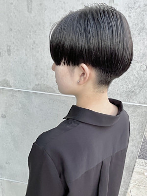 刈り上げショート