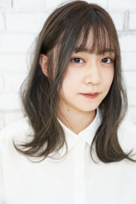 抜け感のあるシースルーバング　