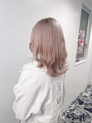 ミルクティーベージュ