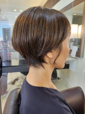 耳かけショート、クビレショート、ハンサムショート