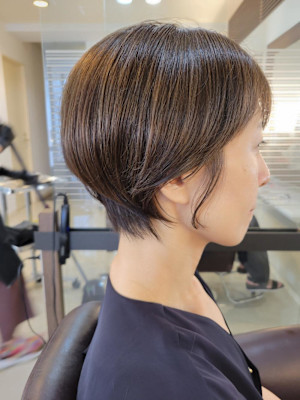 耳かけ丸みショートボブ、ショートボブ
